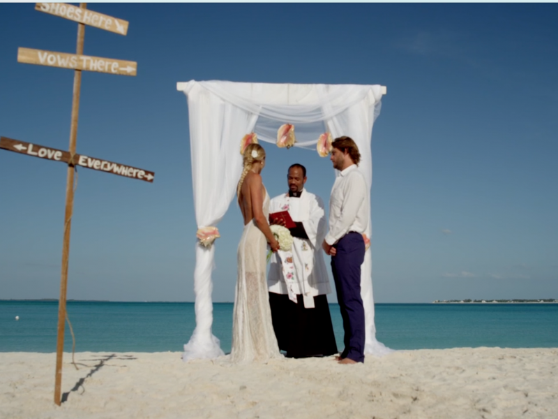 Brand Center | Romance: Beach Wedding 2 | caribbeantravel.com